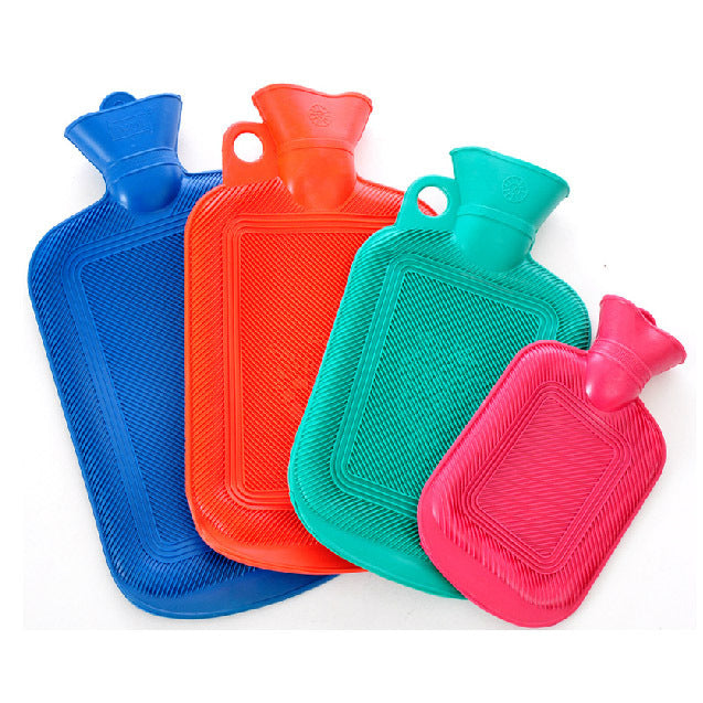 L104 Hot water bottle to warm hands