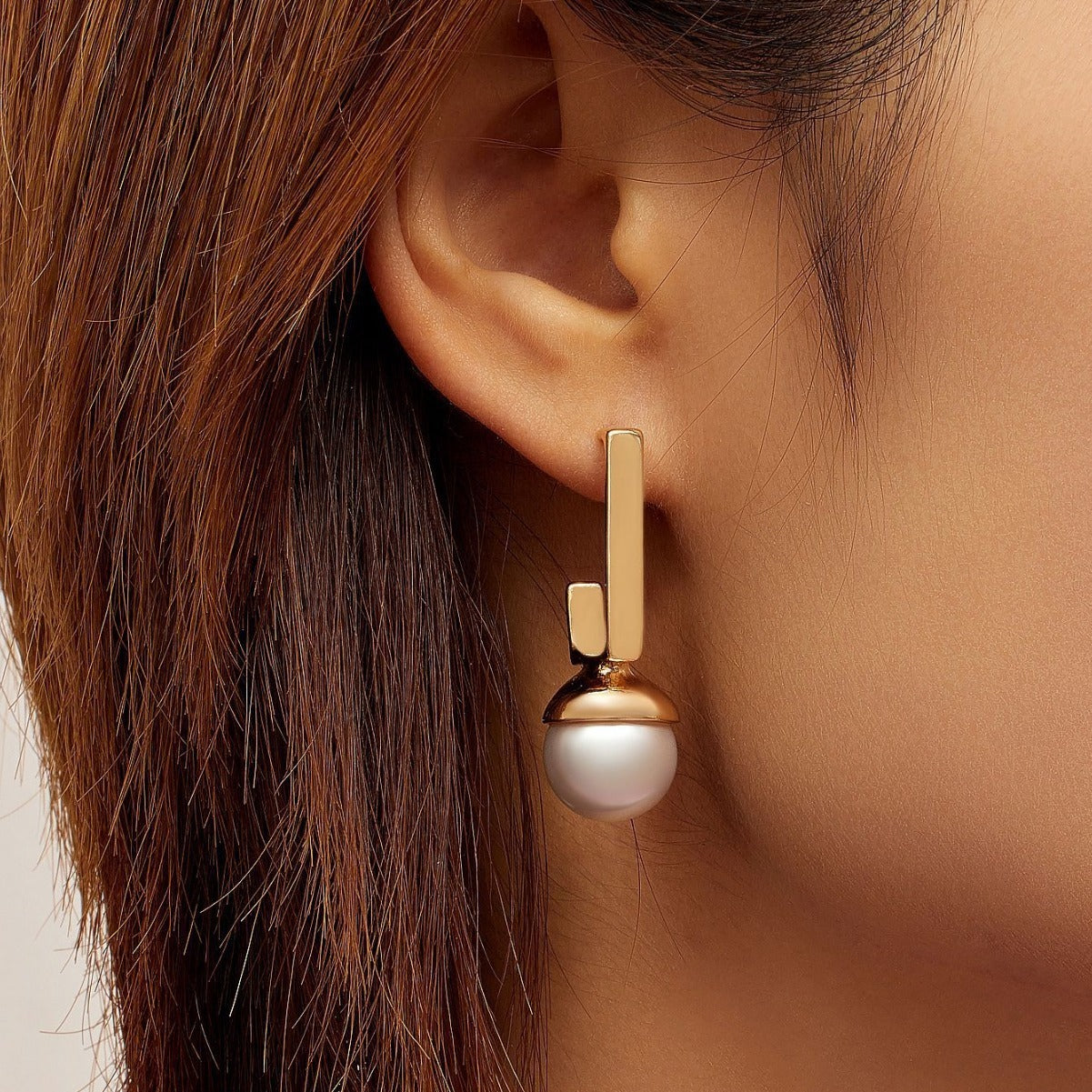 Pearl Earrings Niche