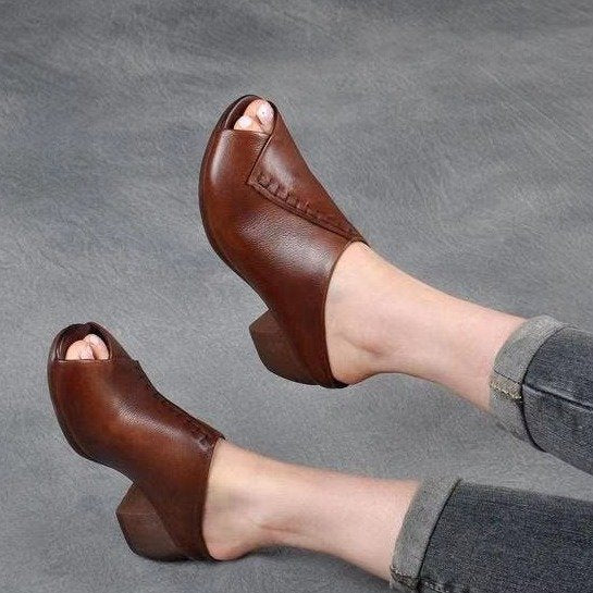 Square Heel Peep-toe Slippers