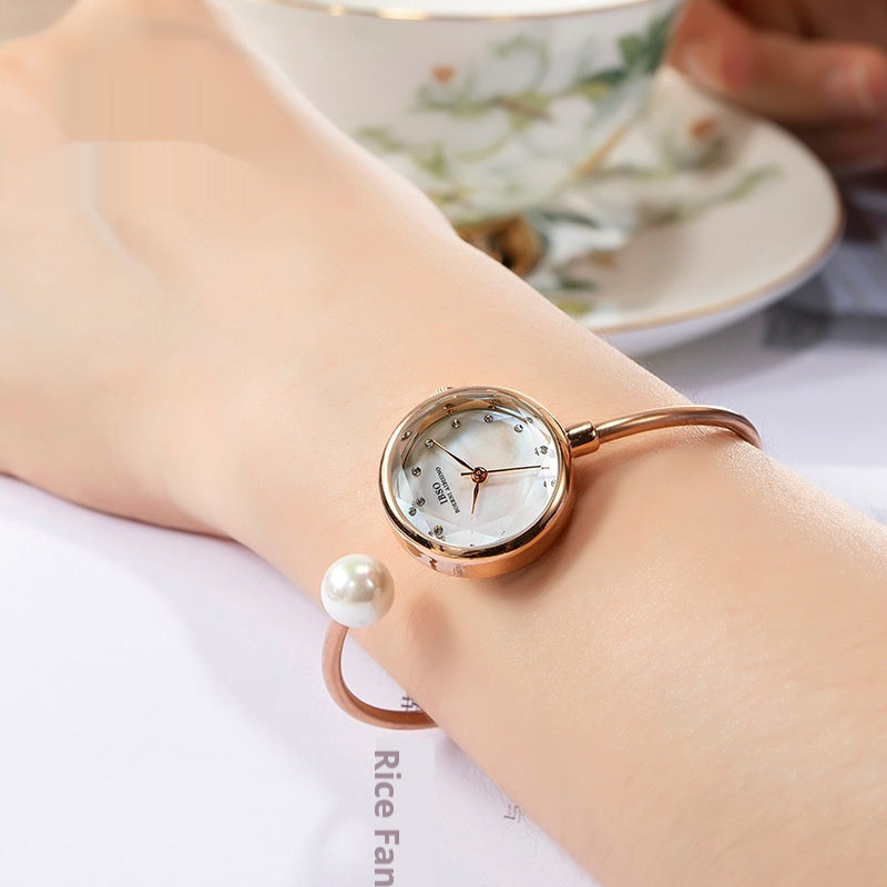 Women's Bracelet Watch Shell Surface Pearl