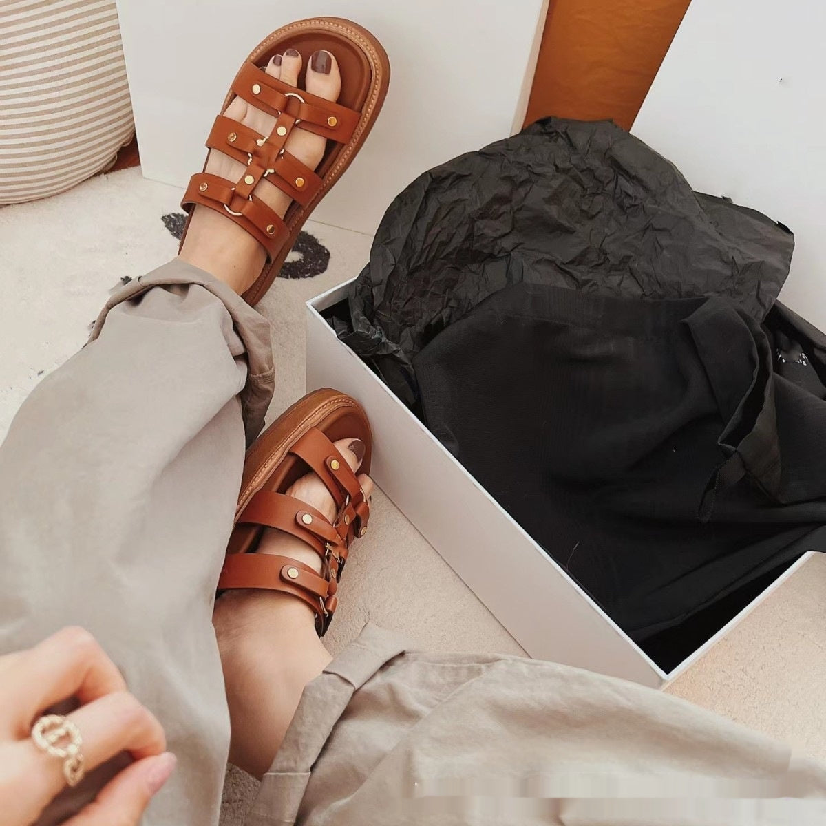 Retro Versatile Roman Style Sandal Slippers Women