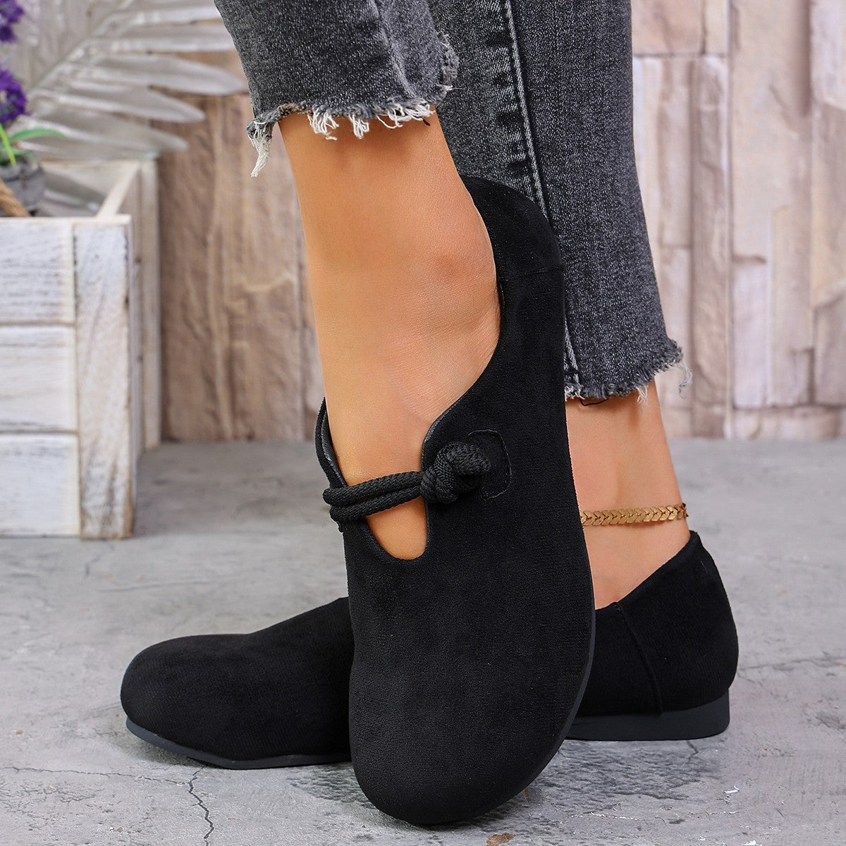 Round Head Slip-on Full-cover Solid Color Flat Shoes