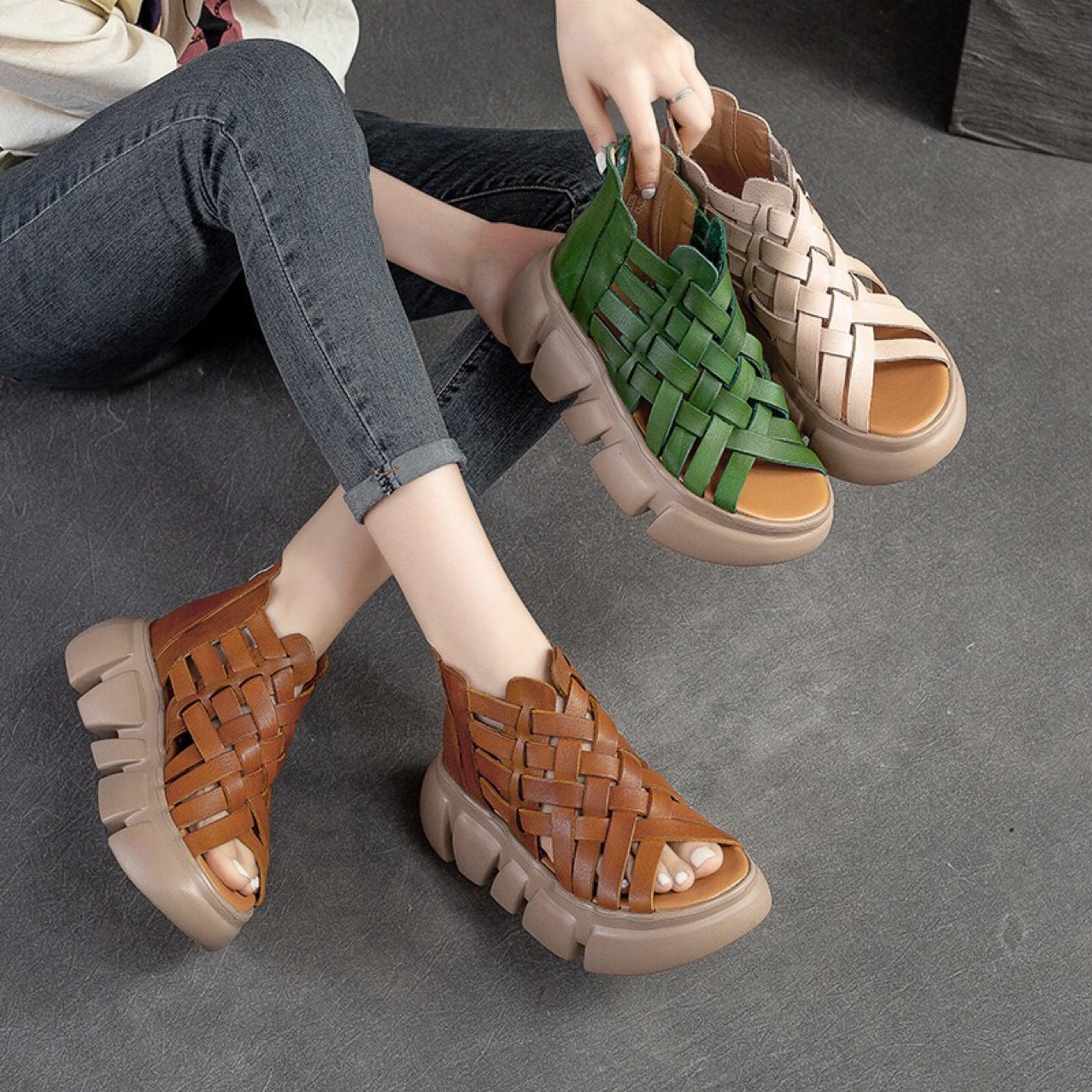 Woven Hollowed Sandals Thick Bottom Breathable