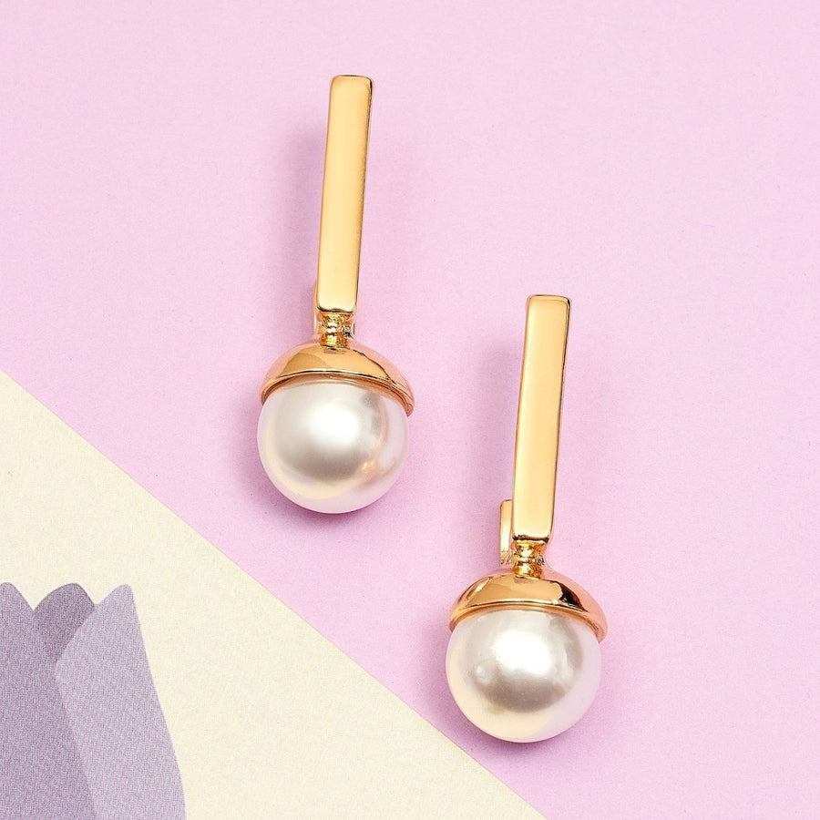 Pearl Earrings Niche