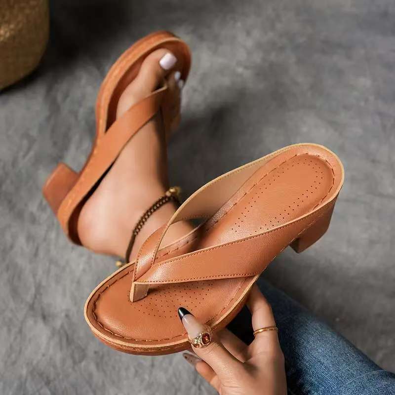 Women's Solid Color Flip-flops Fashion Wedge