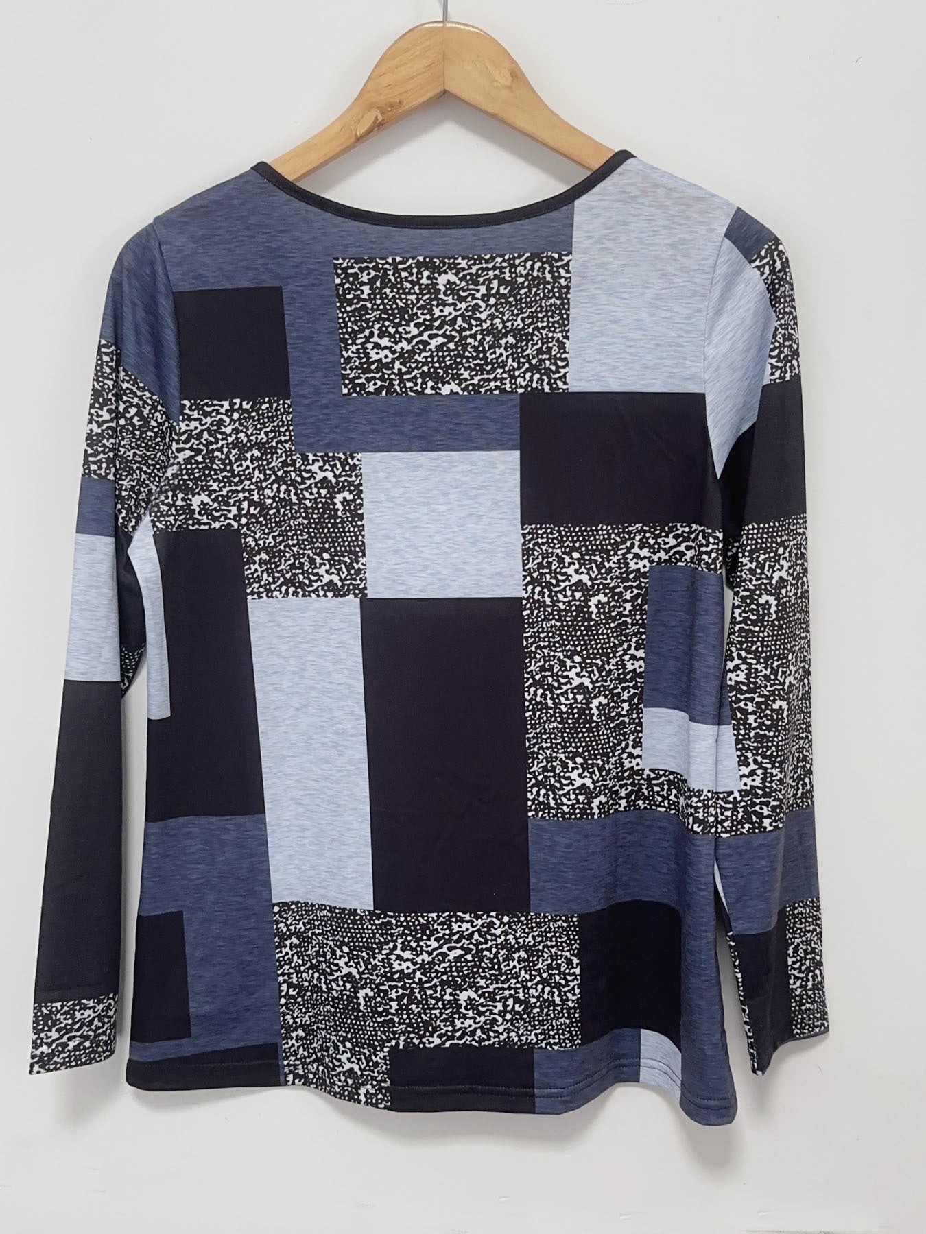 Casual Printed V-neck Long Sleeve T-shirt