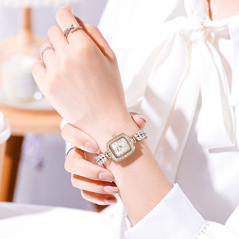 Temperament And Fully-jewelled Quartz Small Golden Spike Small Square Plate Watch