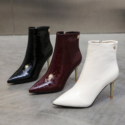 Stone Pointed Patent Leather